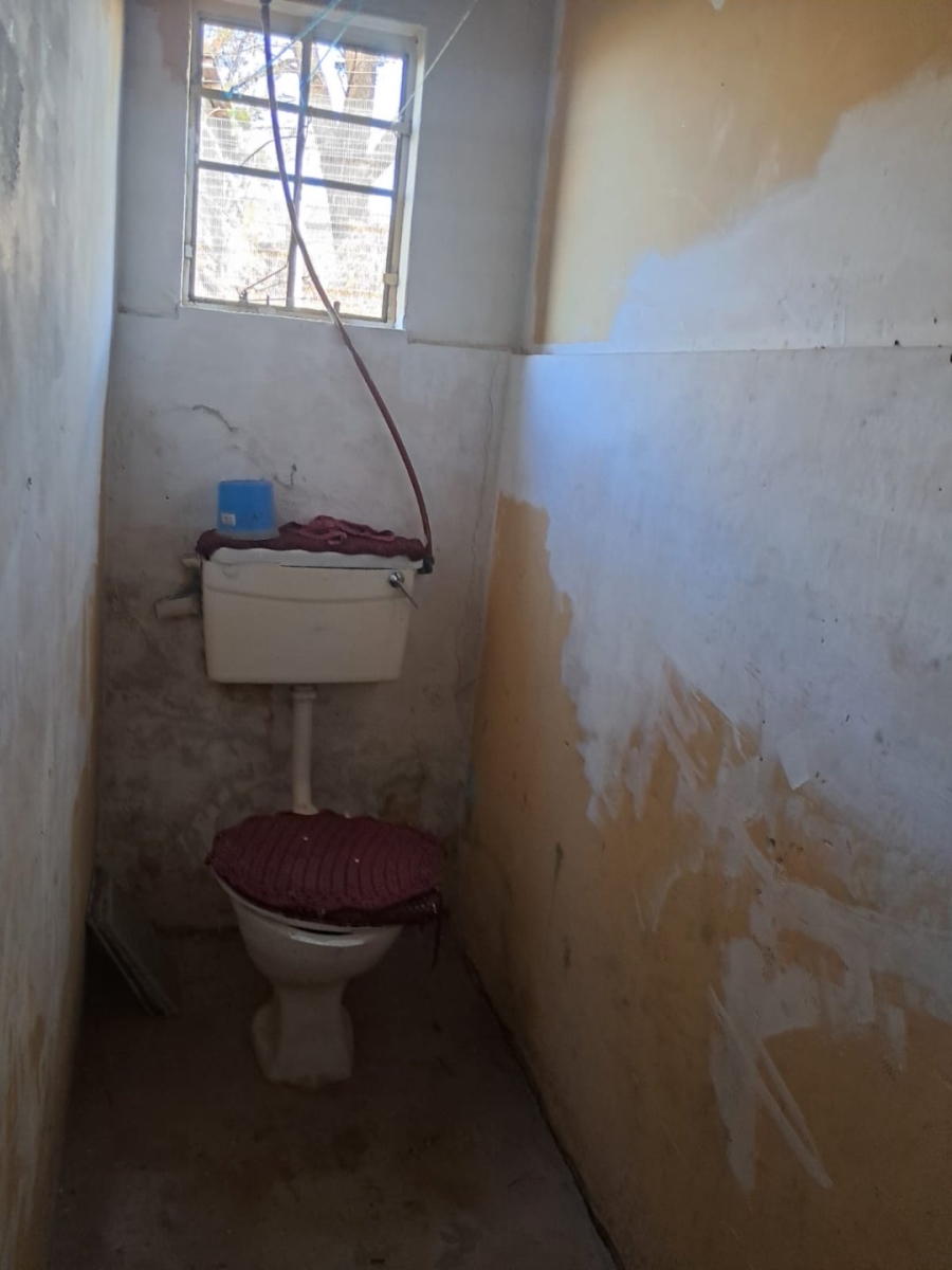 Commercial Property for Sale in Cape Road Industrial Eastern Cape